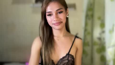 Snapshot of sweet_nikki03 chatting on 20, 9, 2025 sweet_nikki03 online show from 20, 9, 2025