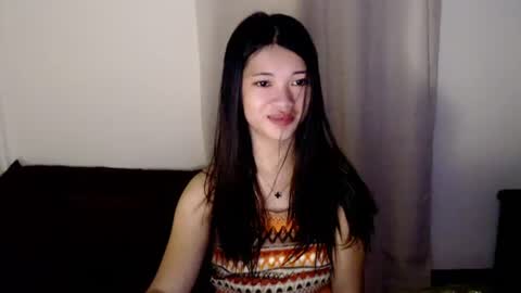 sweet_nylia online show from 6, 8, 2026