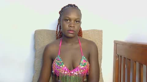 Snapshot of sweet_peachiee chatting on 5, 5, 2026 sweet peachy online show from 5, 5, 2026