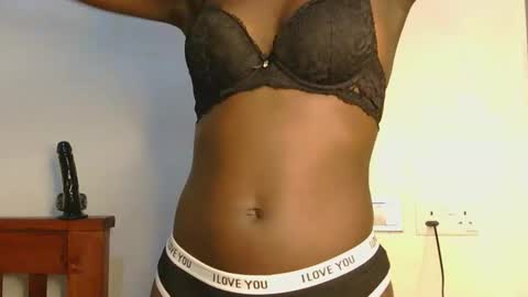 Snapshot of sweet_peachiee chatting on 12, 5, 2026 sweet peachy online show from 12, 5, 2026