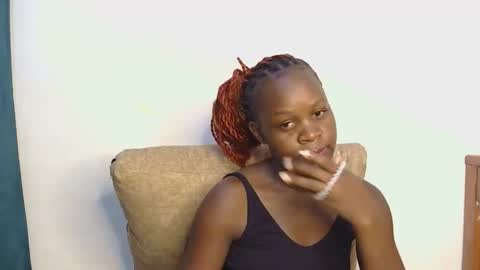 Snapshot of sweet_peachiee chatting on 16, 5, 2026 sweet peachy online show from 16, 5, 2026