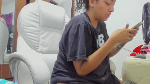 sweet_robyn online show from 5, 12, 2024