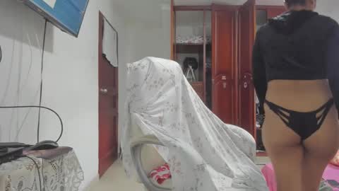 sweet_robyn online show from 24, 11, 2025