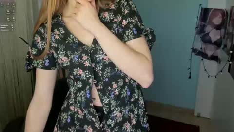 Snapshot of sweet_sabriina chatting on 27, 2, 2025 Sabina online show from 27, 2, 2025