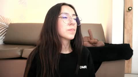 Sammy Lauren online show from 14, 4, 2026