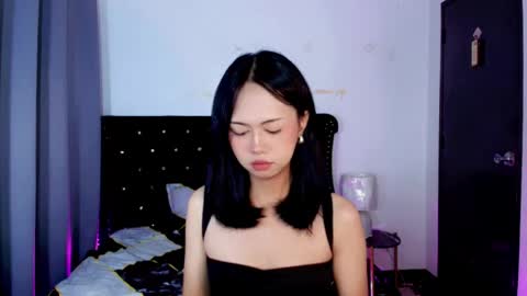 lovesavii online show from 17, 5, 2026