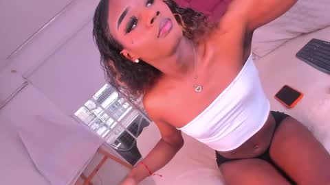 sweet_stacie online show from 5, 3, 2025