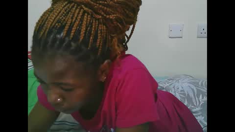Snapshot of sweet_tattiana chatting on 1, 3, 2025 Tatty online show from 1, 3, 2025