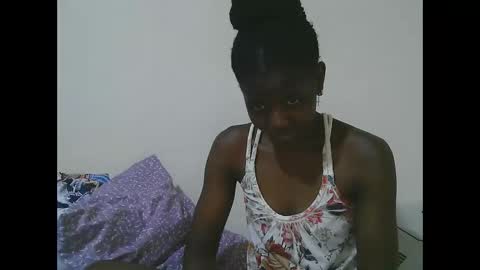 Snapshot of sweet_tattiana chatting on 8, 10, 2025 Tatty online show from 8, 10, 2025