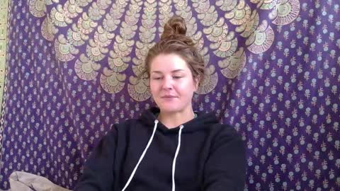 Heidi Brenner - Please check bio for schedule  FAQ online show from 4, 11, 2025