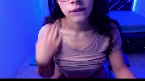 Snapshot of sweet_venus4 chatting on 16, 1, 2025 sweet_venus4 online show from 16, 1, 2025