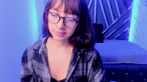Snapshot of sweet_venus4 chatting on 24, 1, 2025 sweet_venus4 online show from 24, 1, 2025