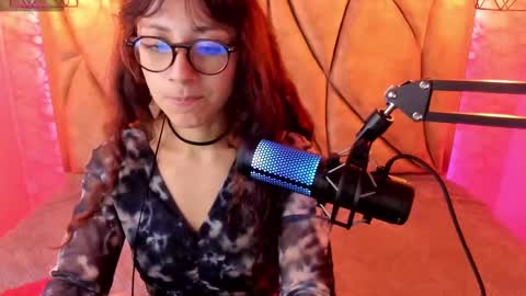 Snapshot of sweet_venus4 chatting on 22, 2, 2025 sweet_venus4 online show from 22, 2, 2025