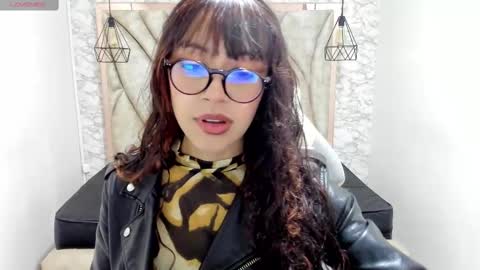 Snapshot of sweet_venus4 chatting on 23, 2, 2025 sweet_venus4 online show from 23, 2, 2025