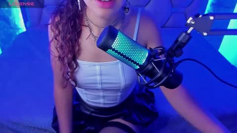 Snapshot of sweet_venus4 chatting on 25, 2, 2025 sweet_venus4 online show from 25, 2, 2025