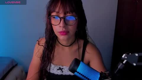 Snapshot of sweet_venus4 chatting on 27, 2, 2025 sweet_venus4 online show from 27, 2, 2025