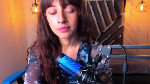 Snapshot of sweet_venus4 chatting on 11, 3, 2025 sweet_venus4 online show from 11, 3, 2025