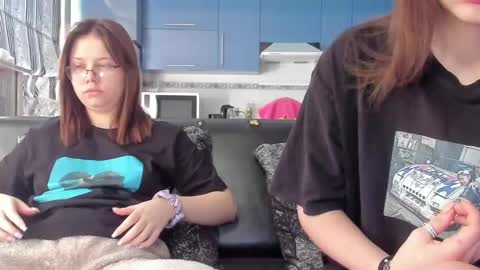 Snapshot of sweet_violetti chatting on 8, 2, 2025 sweet_violetti online show from 8, 2, 2025