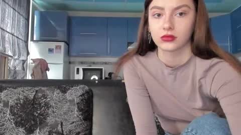 Snapshot of sweet_violetti chatting on 10, 2, 2025 sweet_violetti online show from 10, 2, 2025