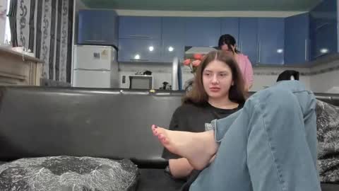 Snapshot of sweet_violetti chatting on 12, 3, 2025 sweet_violetti online show from 12, 3, 2025