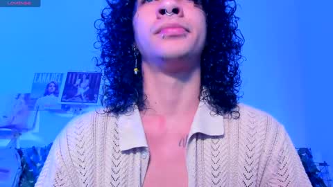 Steven independent model online show from 2, 12, 2024