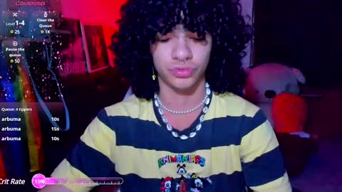 Steven independent model online show from 15, 2, 2025