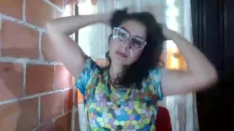 Snapshot of sweetaddiction_wa chatting on 10, 5, 2026 ANYELA online show from 10, 5, 2026