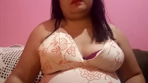 Snapshot of sweetapple808216 chatting on 25, 12, 2024 sweetapple808216 online show from 25, 12, 2024