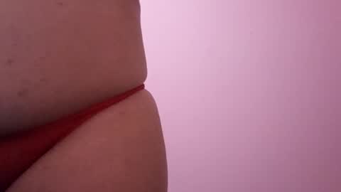 Snapshot of sweetapple808216 chatting on 31, 12, 2024 sweetapple808216 online show from 31, 12, 2024