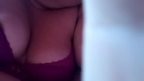 Snapshot of sweetapple808216 chatting on 8, 3, 2025 sweetapple808216 online show from 8, 3, 2025