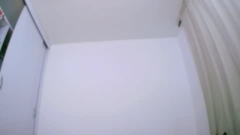 sweetapril_1991 online show from 28, 11, 2025