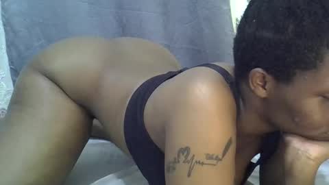 Snapshot of sweetass689 chatting on 8, 10, 2025 sweetass689 online show from 8, 10, 2025