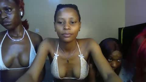 Snapshot of sweetbaby_30 chatting on 11, 4, 2026 Sweetbaby 30 online show from 11, 4, 2026