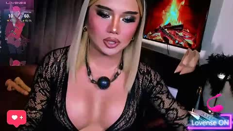 Snapshot of sweetbella69xoxo chatting on 25, 5, 2026 BELLA online show from 25, 5, 2026