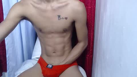 Snapshot of sweetbigcockz chatting on 30, 9, 2025 sweetbigcockz online show from 30, 9, 2025
