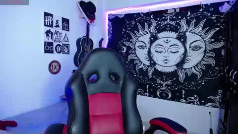 Snapshot of sweetbitter_ chatting on 12, 2, 2025 sweetbitter_ online show from 12, 2, 2025