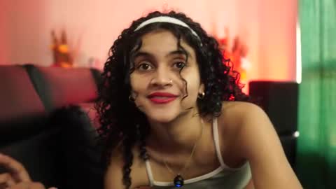 Snapshot of sweetbonii chatting on 15, 9, 2025 Salom independent model online show from 15, 9, 2025