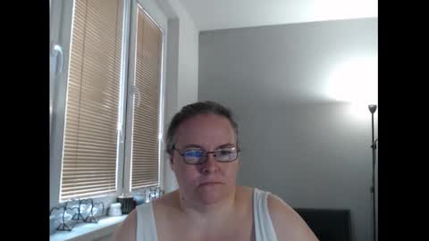 Sweetboobs85h online show from 9, 10, 2025
