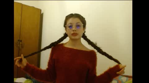 sweetcalm_ online show from 6, 2, 2026