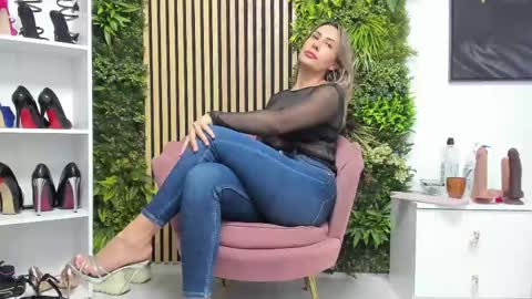 Snapshot of sweetcherry30_ chatting on 9, 6, 2026 Cherry online show from 9, 6, 2026