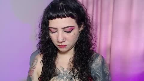 Snapshot of sweetcrime chatting on 2, 6, 2026 Independent model online show from 2, 6, 2026