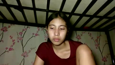 Snapshot of sweetdimple69 chatting on 6, 11, 2025 sweetdimple69 online show from 6, 11, 2025