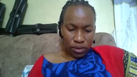 sweetdiva2012 online show from 22, 11, 2025