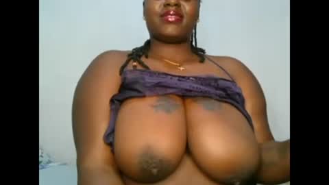 Snapshot of sweetest_snack chatting on 14, 1, 2025 sweetest_snack online show from 14, 1, 2025