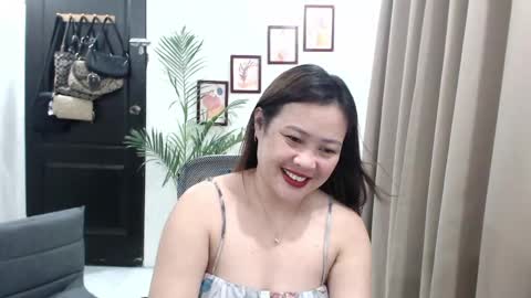 Snapshot of sweetestsmile_ chatting on 17, 1, 2025 Khaye online show from 17, 1, 2025