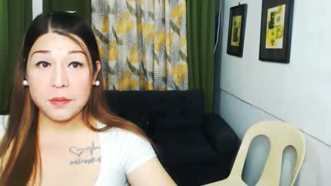 Snapshot of sweetflavor4uxxx chatting on 2, 1, 2025 GoddessAira4uTS online show from 2, 1, 2025