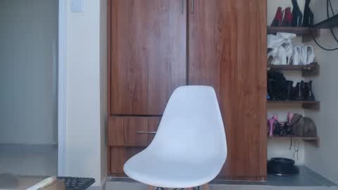 your favourite berry online show from 4, 12, 2024