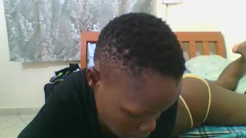 Snapshot of sweetgal2025 chatting on 13, 12, 2025 EUNICE online show from 13, 12, 2025