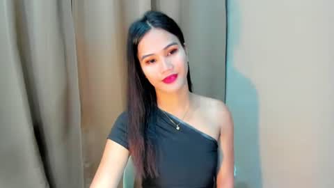sweetgirl_latina143 online show from 11, 9, 2025