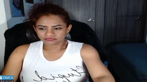 Snapshot of sweetgirlm_ chatting on 20, 1, 2025 Any online show from 20, 1, 2025